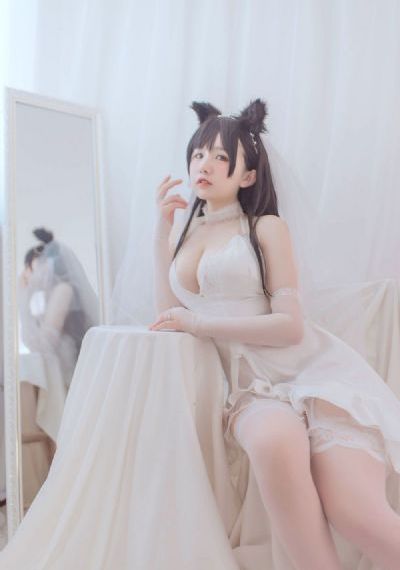 欧美大码模特丝袜_720高清电影在线