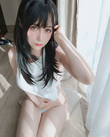 亚洲性久久9久久爽爱爱野战_BD国语免费全集观看