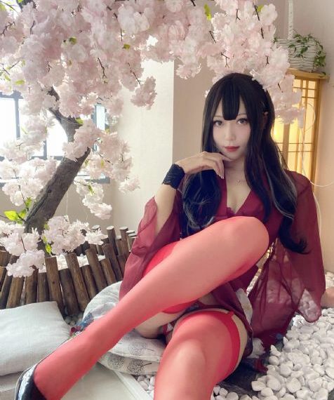五月婷婷久月在线观看_BD国语高清完整版播放